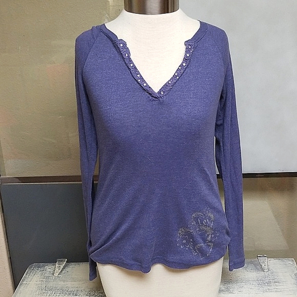 Long sleeved shirt